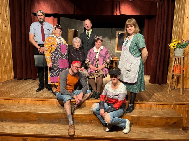 Ezeres pagasta amatierteātris "Meduspods"